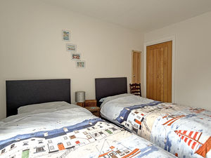 Photo 16- click for photo gallery